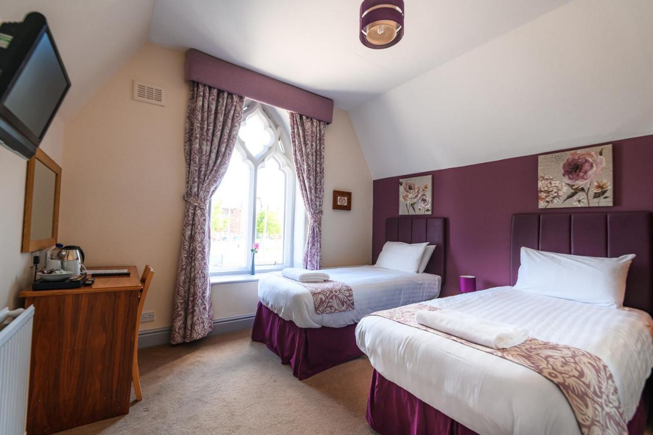 The Lemon Tree Hotel Wrexham Exterior photo